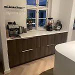Charming Villa, Stylish Decor With Jacuzzi Præstø