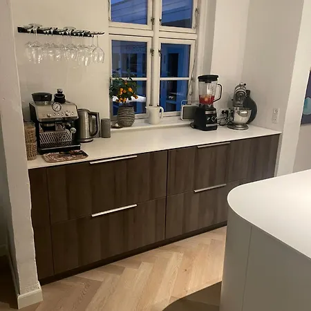 Charming Villa, Stylish Decor With Jacuzzi Præstø