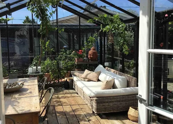 Charming Villa, Stylish Decor With Jacuzzi Villa Præstø